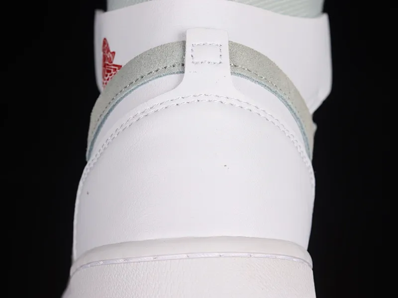 All categories Air Jordan Jordan series basketball shoes Air Jordan 1 High Air Jordan 1 Zoom CMFT AJ1 Joe 1 white and green color matching CT0978-100